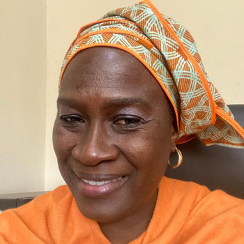 Dr Ndèye Fatou Ndiaye }