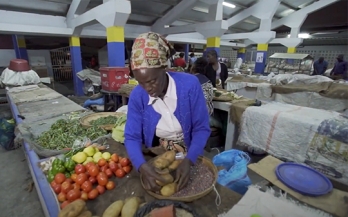 The story of Joana, a vegetable seller in Mozambique