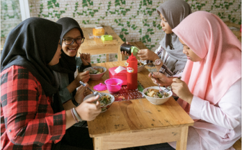 Utilizing local food and preventing food waste in Indonesia’s School Meal Program