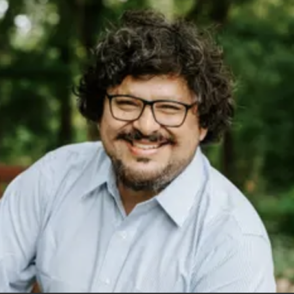 Dr. Mario Herrero